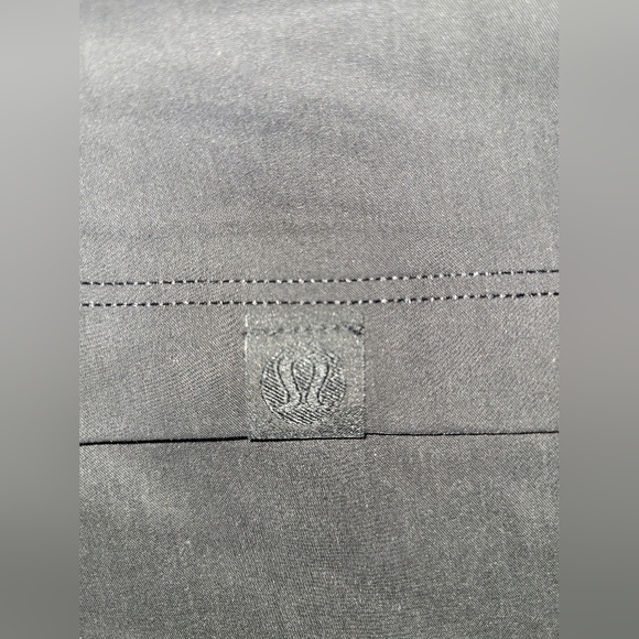 Lululemon Live to Layer Shirt Black Size 2.. - Picture 6 of 11